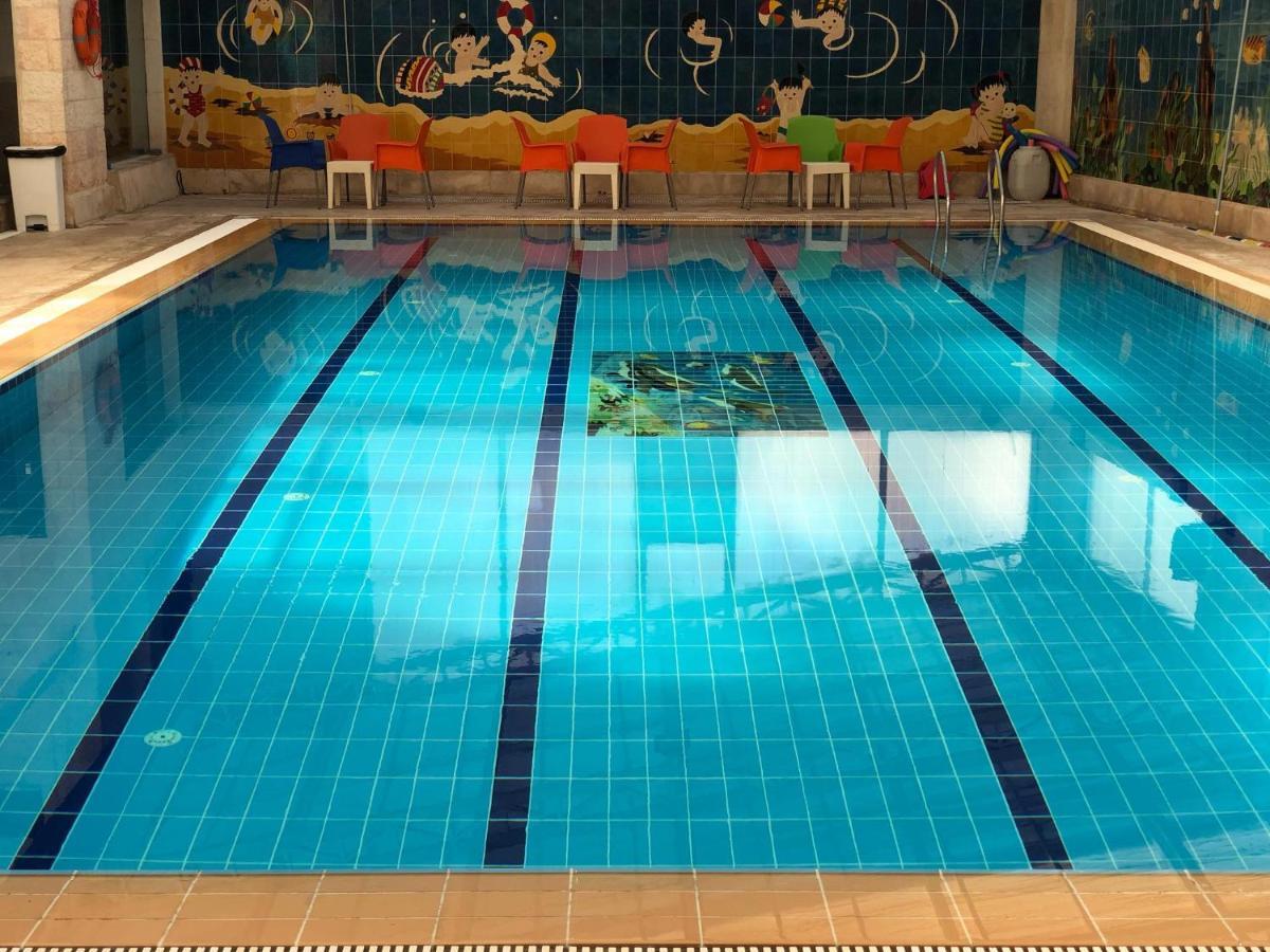 Badan Suites Safut Kültér fotó